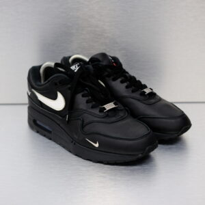 Nike Air Max 1 Supreme Black