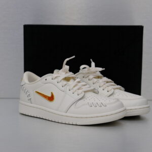 Nike Jordan 1 Low Method of Make Sail