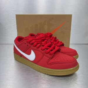 Nike SB Dunk Low 'University Red'