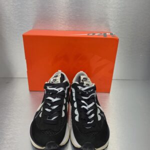 Nike x Sacai VaporWaffle 'Black' – front view