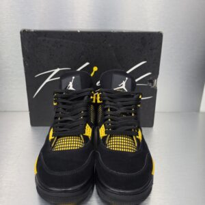 Air Jordan 4 Retro 'Yellow Thunder' – front view