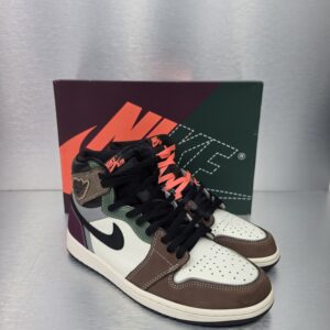 Air Jordan 1 Retro High OG 'Hand Crafted' – side view