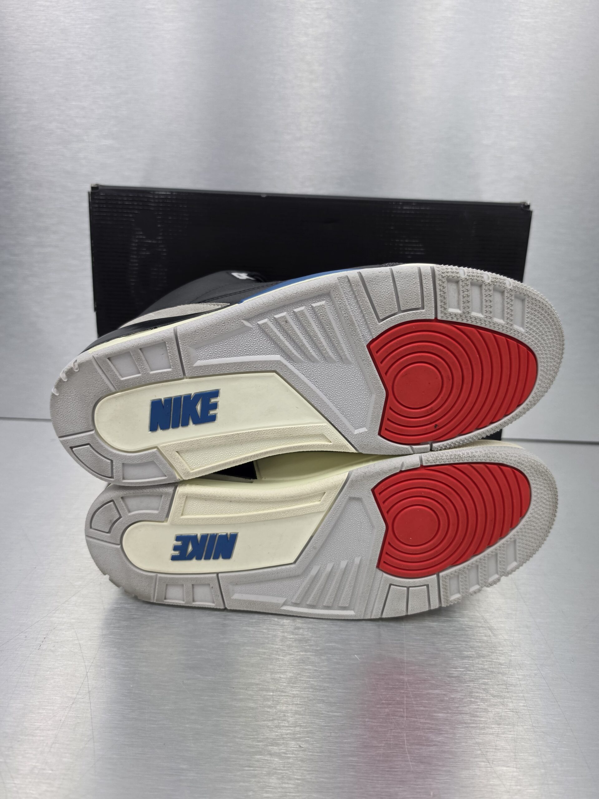 Air Jordan 3 Retro 'Rare Air' – sole view
