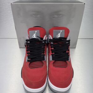 Air Jordan 4 Retro 'Toro Bravo' – front view