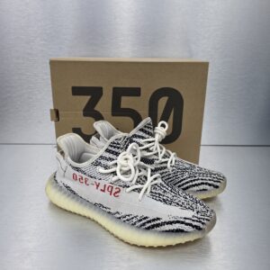 Adidas Yeezy Boost 350 V2 'Zebra' – side view
