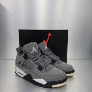 Air Jordan 4 Retro 'Cool Grey' – side view